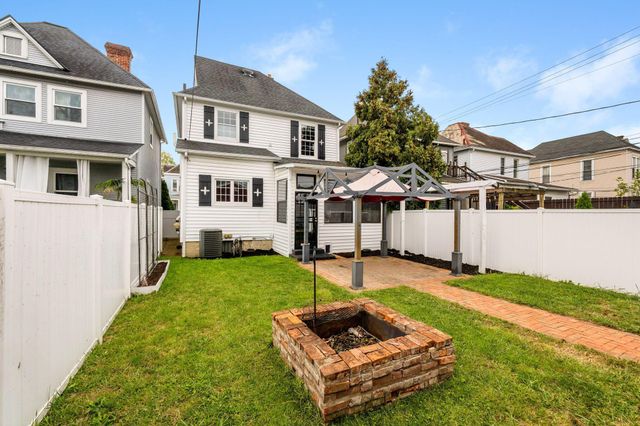 1090 Fair Avenue, Columbus, OH 43205