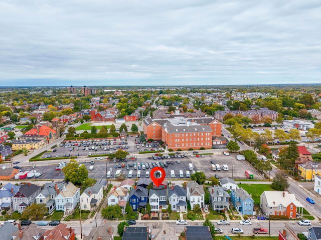 1090 Fair Avenue, Columbus, OH 43205