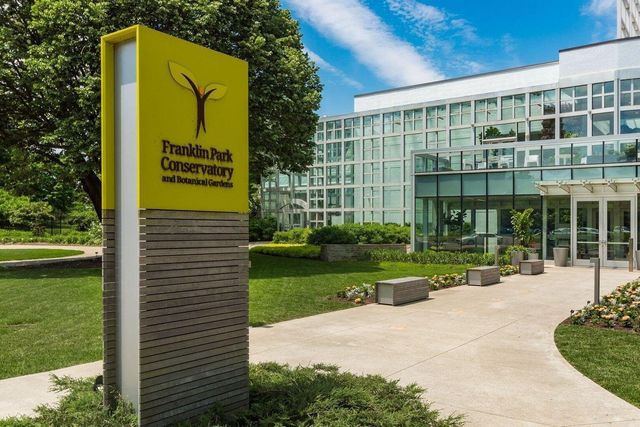 1090 Fair Avenue, Columbus, OH 43205