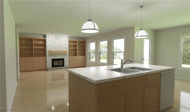 7222 Grove Avenue, Oakwood Village, OH 44146