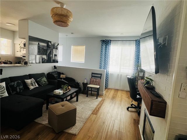 9050 West Warm Springs Road 2077, Las Vegas, NV 89148