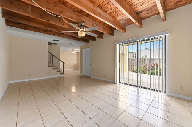 1606 Shaker Circle, Wellington, FL 33414