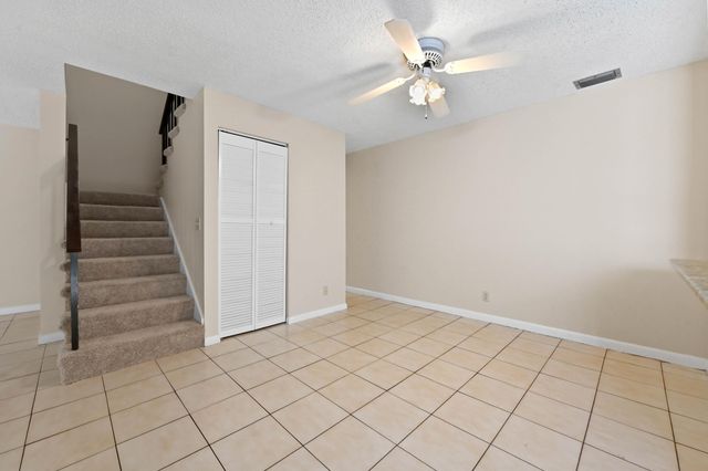 1606 Shaker Circle, Wellington, FL 33414