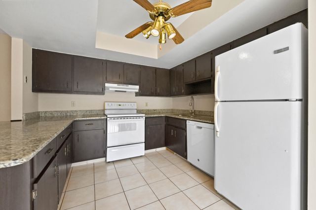 1606 Shaker Circle, Wellington, FL 33414