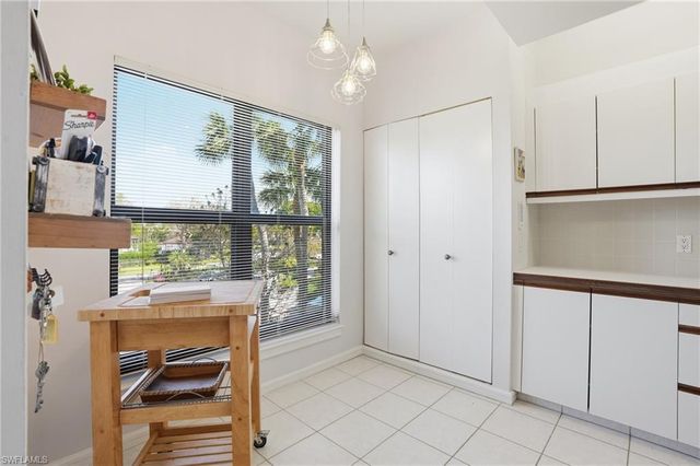 309 La Peninsula BLVD 309, Naples, FL 34113