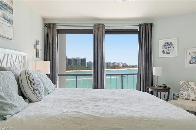 309 La Peninsula BLVD 309, Naples, FL 34113