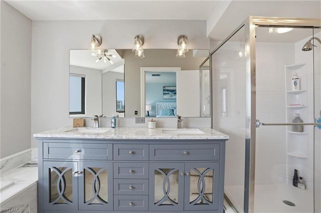 309 La Peninsula BLVD 309, Naples, FL 34113