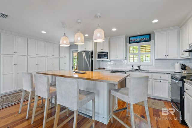 13813 Scenic Highway 98, Fairhope, AL 36532