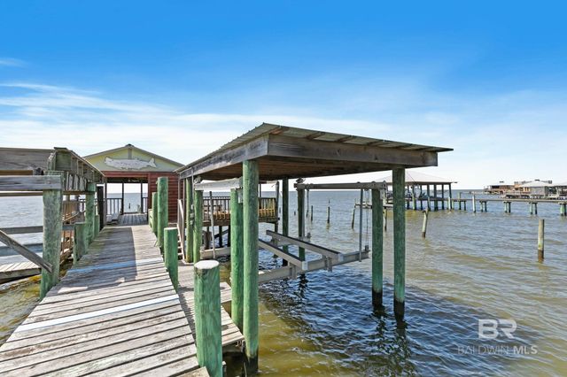 13813 Scenic Highway 98, Fairhope, AL 36532
