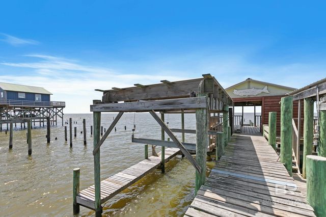 13813 Scenic Highway 98, Fairhope, AL 36532