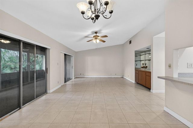 10424 NW 70th Ct, Tamarac, FL 33321