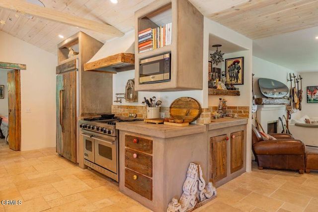 603 Crestview Drive, Ojai, CA 93023