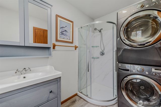 390 E Lakeshore Drive, Shelton, WA 98584