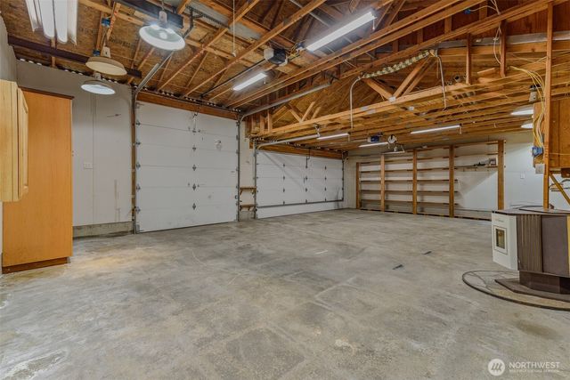 390 E Lakeshore Drive, Shelton, WA 98584