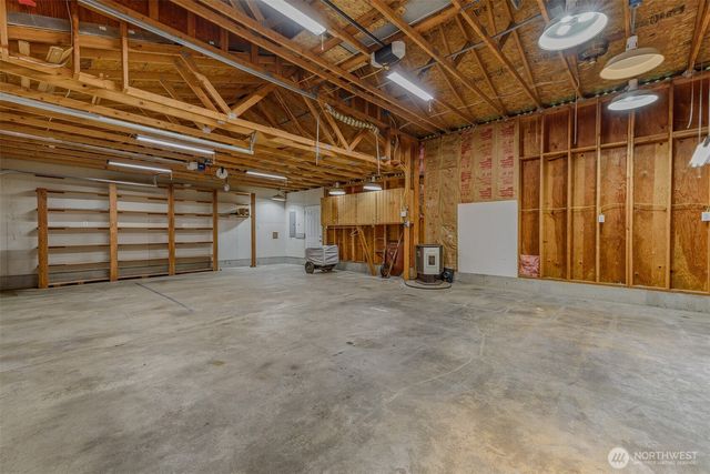 390 E Lakeshore Drive, Shelton, WA 98584