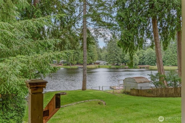 390 E Lakeshore Drive, Shelton, WA 98584