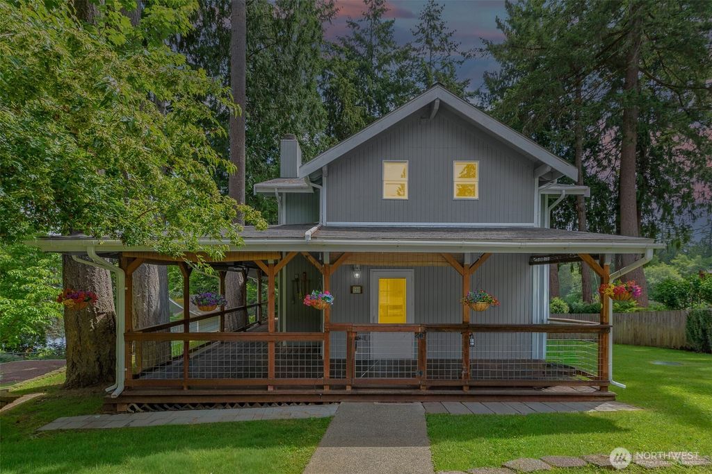 390 E Lakeshore Drive, Shelton, WA 98584