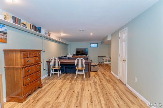 1705 E 9th Street, Washington, MO 63090