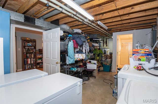 1705 E 9th Street, Washington, MO 63090