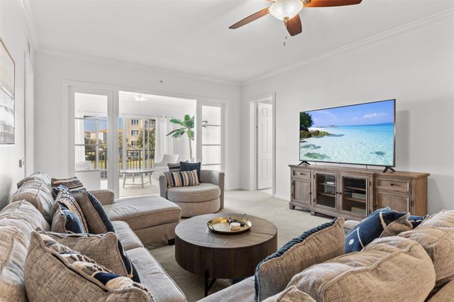 18 Harbour Isle Drive 203, Fort Pierce, FL 34949