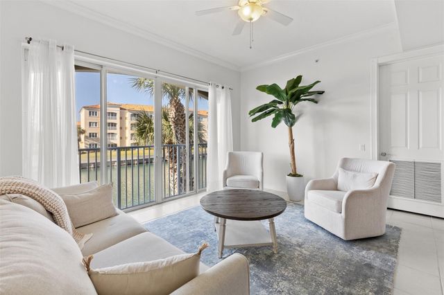 18 Harbour Isle Drive 203, Fort Pierce, FL 34949