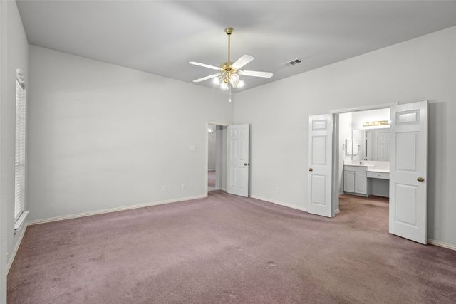 8709 Hartford Drive, Rowlett, TX 75089