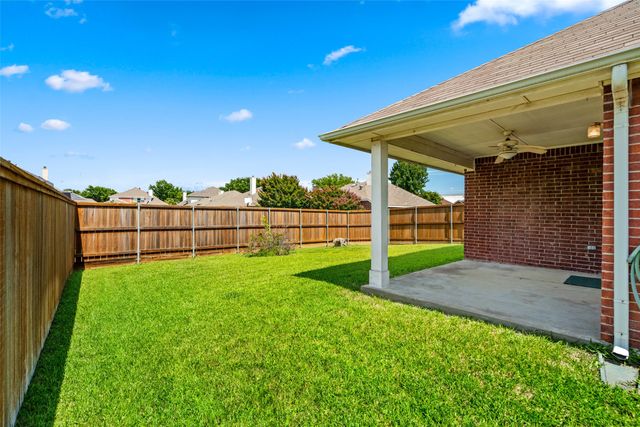 8709 Hartford Drive, Rowlett, TX 75089