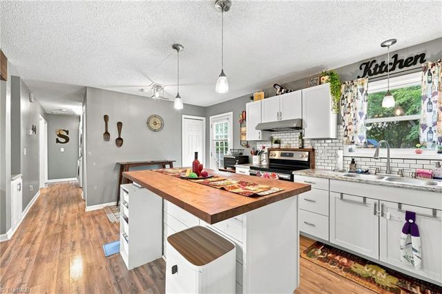 7390 Plunkett Road, Belews Creek, NC 27009
