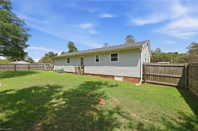 7390 Plunkett Road, Belews Creek, NC 27009