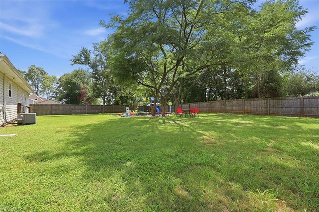 7390 Plunkett Road, Belews Creek, NC 27009