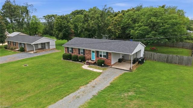 7390 Plunkett Road, Belews Creek, NC 27009