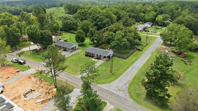 7390 Plunkett Road, Belews Creek, NC 27009
