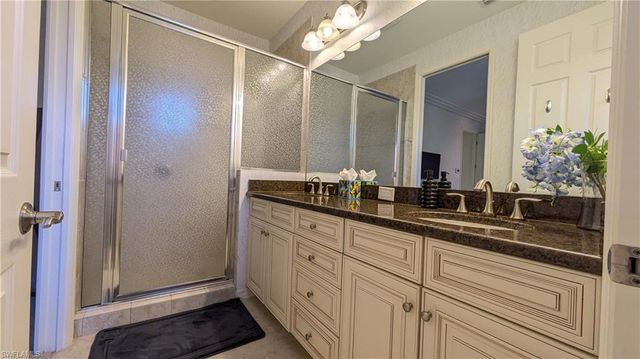 9055 Capistrano ST N 4206, Naples, FL 34113