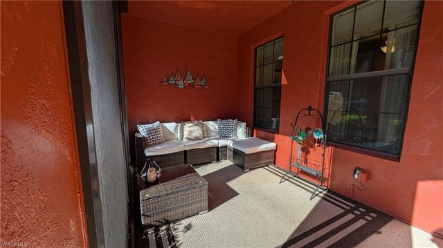 9055 Capistrano ST N 4206, Naples, FL 34113