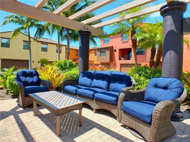 9055 Capistrano ST N 4206, Naples, FL 34113