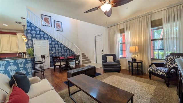 9055 Capistrano ST N 4206, Naples, FL 34113