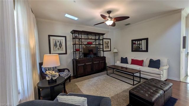 9055 Capistrano ST N 4206, Naples, FL 34113
