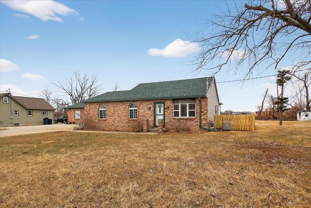 2505 Center Avenue, Janesville, WI 53546