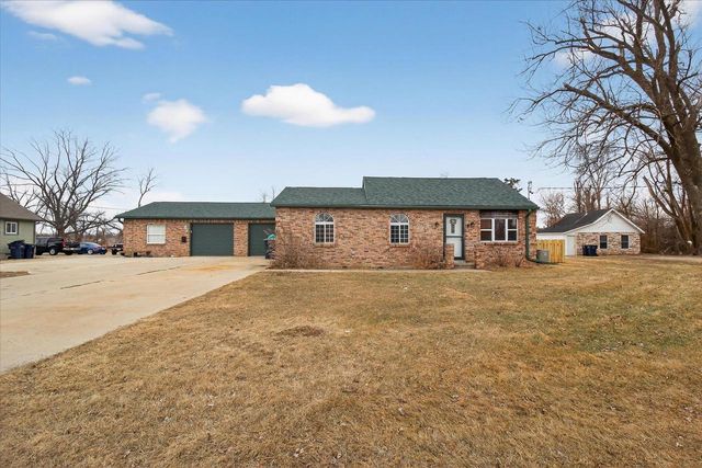 2505 Center Avenue, Janesville, WI 53546