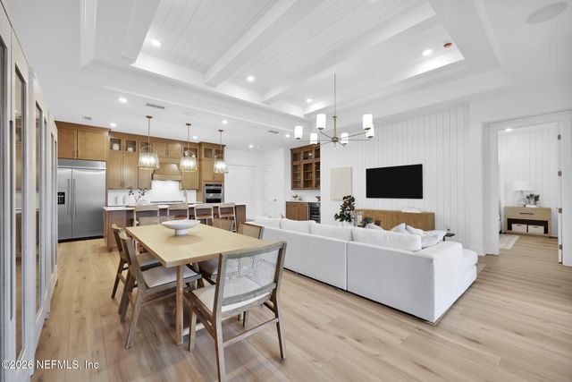 475 PINE LILLY Loop, Yulee, FL 32097