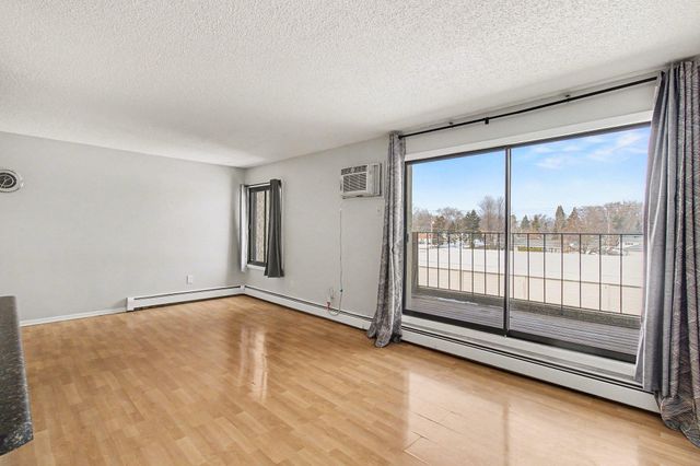 4110 Rahn Road 201, Eagan, MN 55122