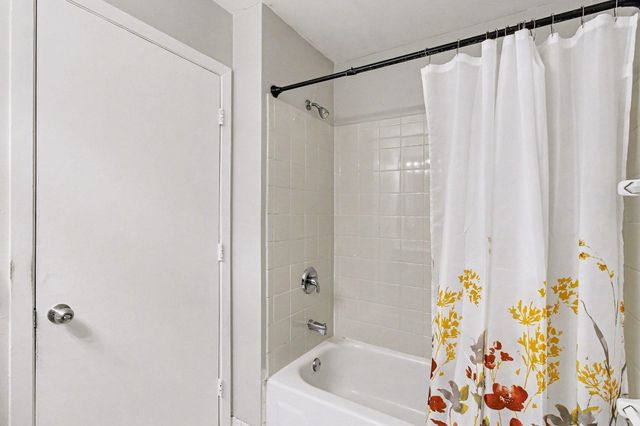 4110 Rahn Road 201, Eagan, MN 55122