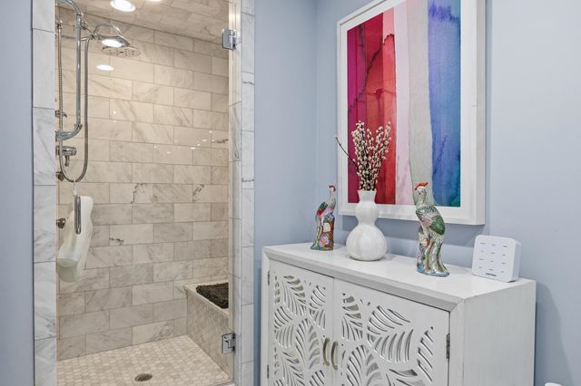 4050 Baronne Way Unit 34, Memphis, TN 38117