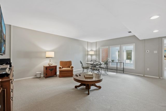 4050 Baronne Way Unit 34, Memphis, TN 38117