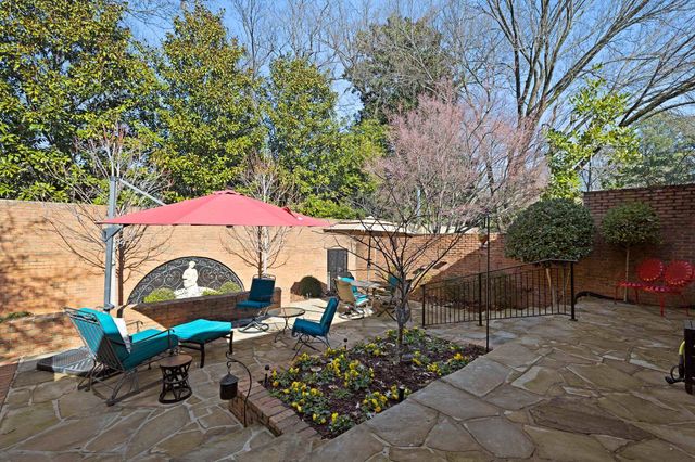 4050 Baronne Way Unit 34, Memphis, TN 38117