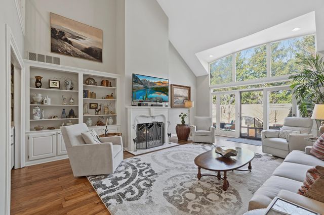 4050 Baronne Way Unit 34, Memphis, TN 38117