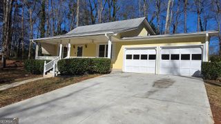 4573 SE North Woodlake Lane, Conyers, GA 30013