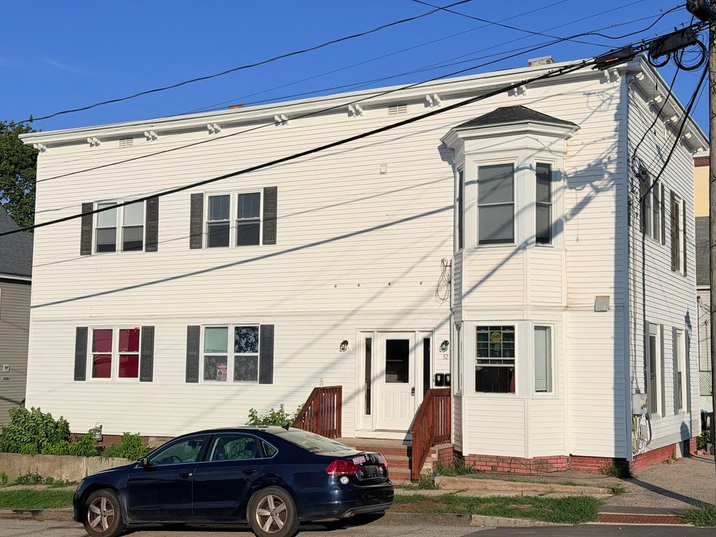 32 Cook Street, Auburn, ME 04210 — exterior