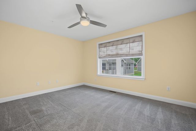 4 James Circle, Brentwood, NH 03833