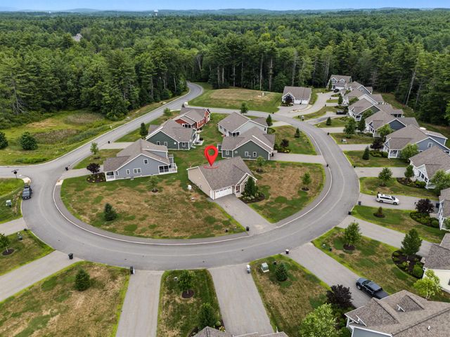 4 James Circle, Brentwood, NH 03833